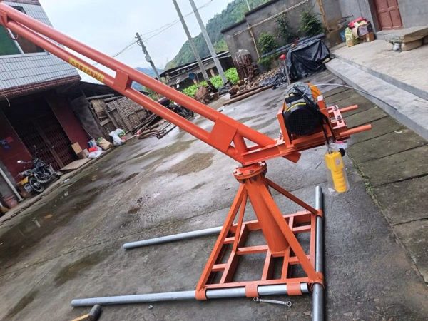 Small Crane