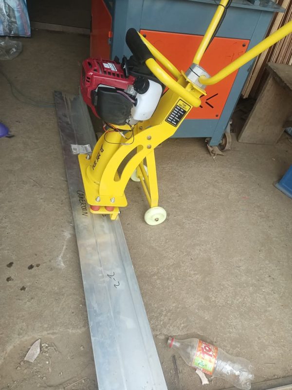 Concrete Screed Machine